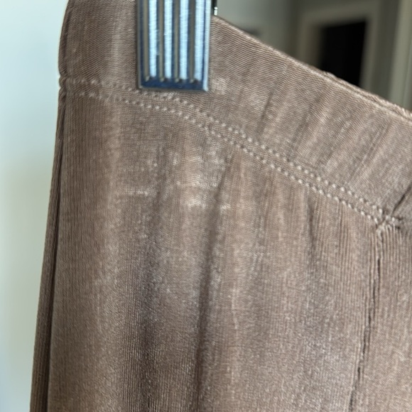 Chico's Travelers Pull On Pants Womens 1 8/10R Slinky Knit Cocoa Brown straight - Picture 11 of 11